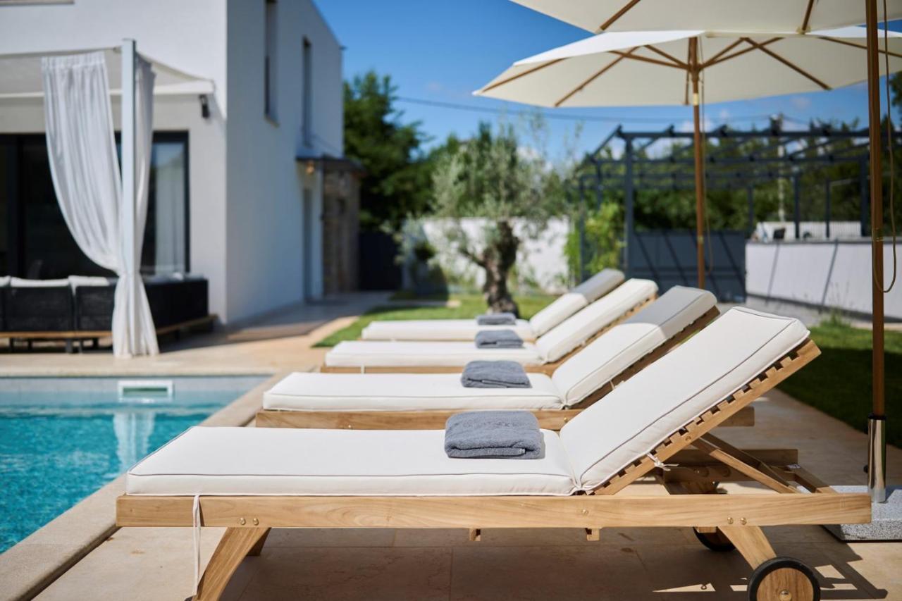 Villa Pura Vida With Pool And Whirlpool Near Umag Materada Экстерьер фото
